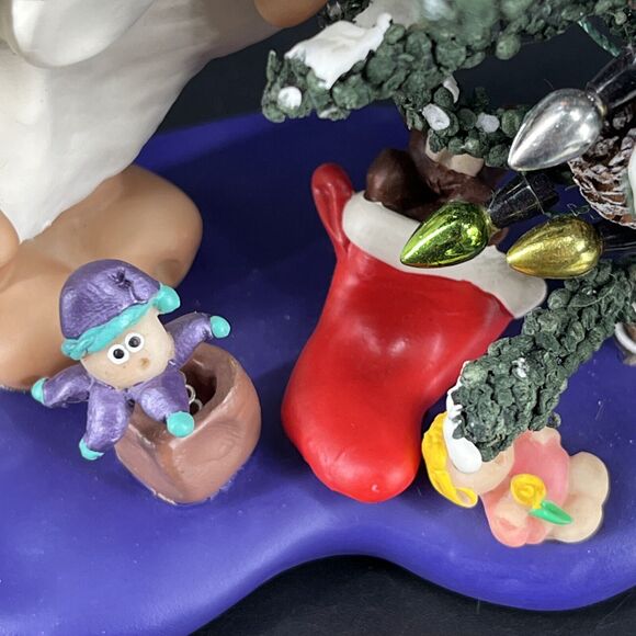 Vintage Kirk's Kritters Angel Cheeks Christmas Angel Figurine w/ Base Tree - Picture 4 of 16